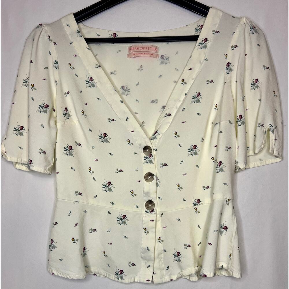 Urban Outfitters Kelsey Cream Floral Peplum Blouse Puff Sleeve Button Front SM